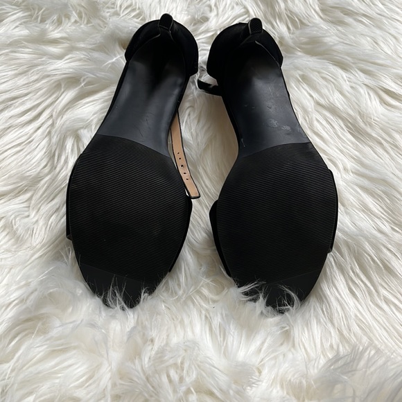 Apt 9 black suede 3” heels, worn inside only once - Picture 4 of 5